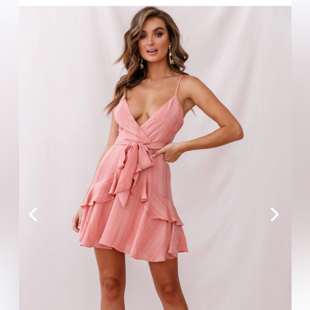 Elegant Pink Sleeveless Dress